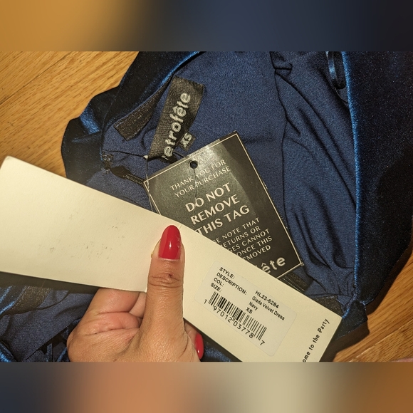 7. NWT RETROFETE GIADA VELVET DRESS IN NAVY
